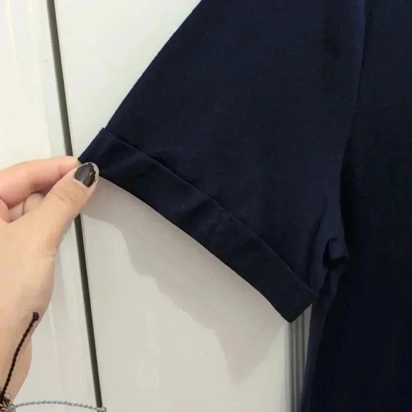 Candace Cameron Bure Short-Sleeve Holiday Graphic Tee - Picture 5 of 9